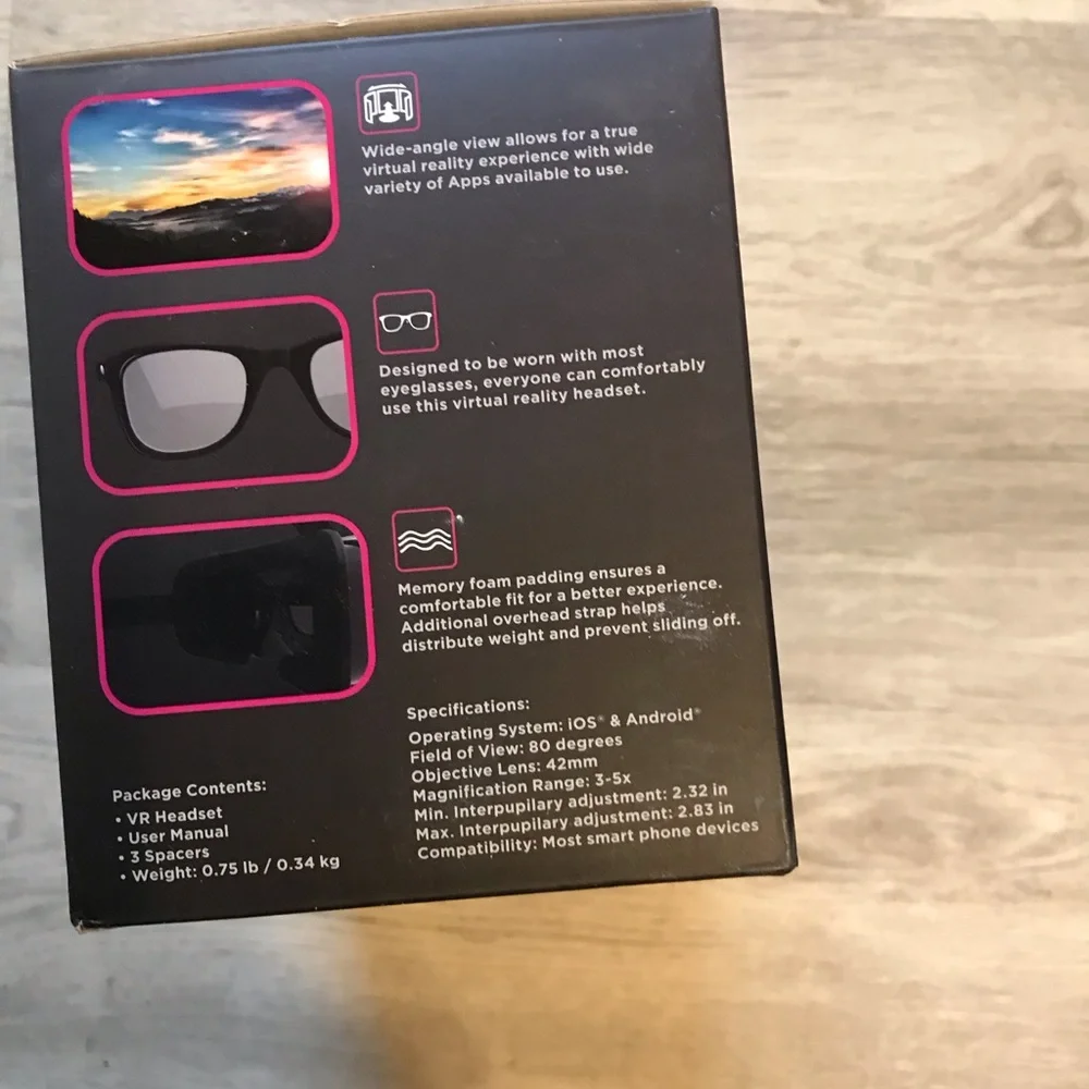 Vibe VR Headset in Black and Pink
